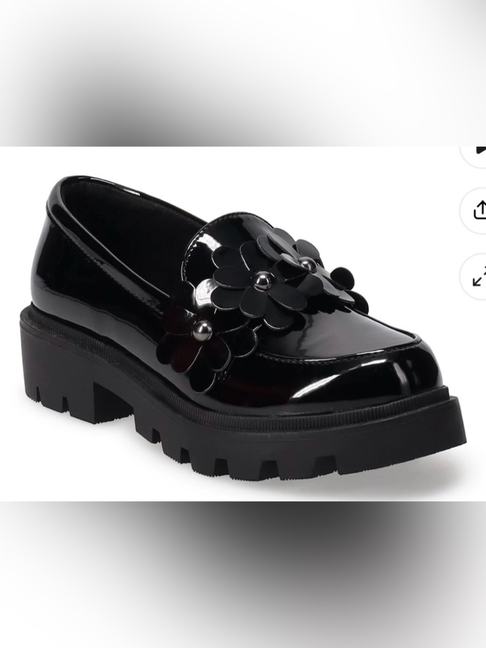 NIB Patent Leather Flower Loafers
